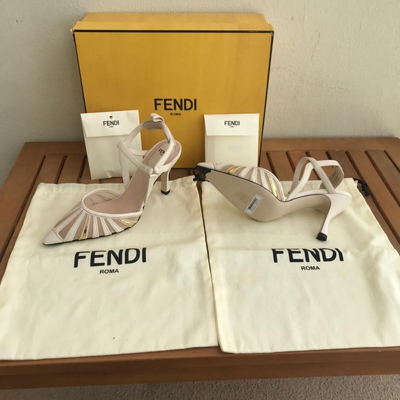 New - 💯 Original FENDI Colibri Lite Mixed Media Pump - Picture 7 of 16